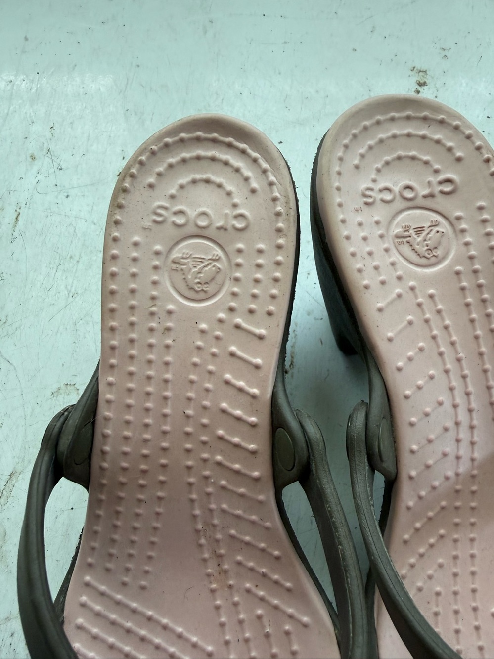 Crocs Cyprus Wedge Sandals Brown Pink Comfort Heels Women’s Size 7 - Picture 3 of 11